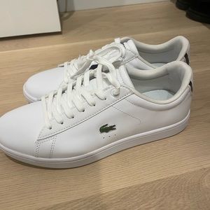 Men’s 8.5 carnaby lacoste sneakers brand new